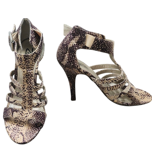 Size 7 Women's Strappy Snake Print Heels - Brown And Tan - Picture 3 of 7
